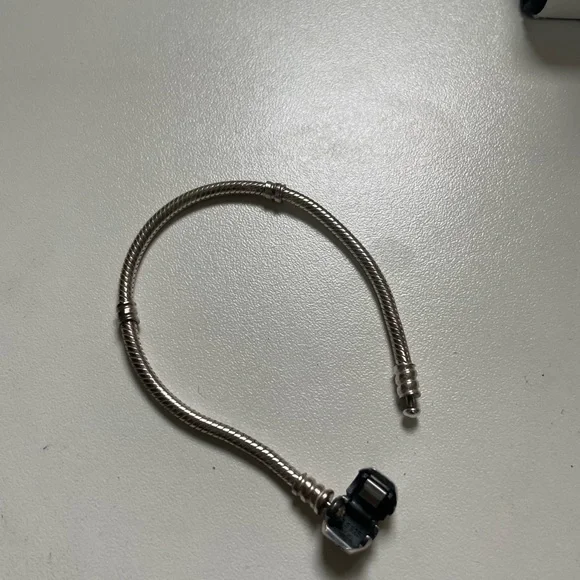 Pandora Moments Barrel Clasp Snake Chain Bracelet - Picture 4 of 7